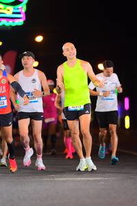 BIB: 1221, 41373
                            <button type="button" onclick="openModal(19864648)" class="btn btn-primary btn-sm float-right btn-popup" data-toggle="modal" data-target=".modal-high-quality">
                        <i class="fas fa-shopping-cart"></i> Add to Cart
                    </button>
                                            <button type="button" onclick="isThisMe(19864648, true)" class="btn btn-success btn-sm float-right btn-popup btn-isme hidden" data-toggle="tooltip" data-placement="bottom" title="นี่คือรูปของคุณใช่ไหม คลิกที่นี่เพื่อเอาเข้าอัลบั้ม">
                        <i class="fas fa-plus"></i> Add to album
                    </button>
                    <button type="button" onclick="isThisMe(19864648, false)" class="btn btn-warning btn-sm float-right btn-popup btn-isnotme hidden">
                        <i class="fas fa-ban"></i> Remove from album
                    </button>