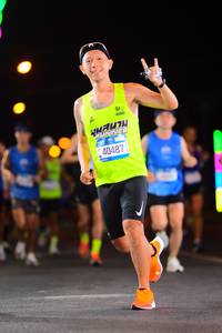 BIB: 302, 40487
                            <button type="button" onclick="openModal(19922132)" class="btn btn-primary btn-sm float-right btn-popup" data-toggle="modal" data-target=".modal-high-quality">
                        <i class="fas fa-shopping-cart"></i> Add to Cart
                    </button>
                                            <button type="button" onclick="isThisMe(19922132, true)" class="btn btn-success btn-sm float-right btn-popup btn-isme hidden" data-toggle="tooltip" data-placement="bottom" title="นี่คือรูปของคุณใช่ไหม คลิกที่นี่เพื่อเอาเข้าอัลบั้ม">
                        <i class="fas fa-plus"></i> Add to album
                    </button>
                    <button type="button" onclick="isThisMe(19922132, false)" class="btn btn-warning btn-sm float-right btn-popup btn-isnotme hidden">
                        <i class="fas fa-ban"></i> Remove from album
                    </button>