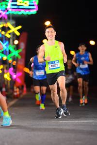 BIB: 40417
                            <button type="button" onclick="openModal(19892673)" class="btn btn-primary btn-sm float-right btn-popup" data-toggle="modal" data-target=".modal-high-quality">
                        <i class="fas fa-shopping-cart"></i> Add to Cart
                    </button>
                                            <button type="button" onclick="isThisMe(19892673, true)" class="btn btn-success btn-sm float-right btn-popup btn-isme hidden" data-toggle="tooltip" data-placement="bottom" title="นี่คือรูปของคุณใช่ไหม คลิกที่นี่เพื่อเอาเข้าอัลบั้ม">
                        <i class="fas fa-plus"></i> Add to album
                    </button>
                    <button type="button" onclick="isThisMe(19892673, false)" class="btn btn-warning btn-sm float-right btn-popup btn-isnotme hidden">
                        <i class="fas fa-ban"></i> Remove from album
                    </button>