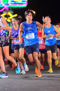 BIB: 450, 762, 41204
                            <button type="button" onclick="openModal(19909557)" class="btn btn-primary btn-sm float-right btn-popup" data-toggle="modal" data-target=".modal-high-quality">
                        <i class="fas fa-shopping-cart"></i> Add to Cart
                    </button>
                                            <button type="button" onclick="isThisMe(19909557, true)" class="btn btn-success btn-sm float-right btn-popup btn-isme hidden" data-toggle="tooltip" data-placement="bottom" title="นี่คือรูปของคุณใช่ไหม คลิกที่นี่เพื่อเอาเข้าอัลบั้ม">
                        <i class="fas fa-plus"></i> Add to album
                    </button>
                    <button type="button" onclick="isThisMe(19909557, false)" class="btn btn-warning btn-sm float-right btn-popup btn-isnotme hidden">
                        <i class="fas fa-ban"></i> Remove from album
                    </button>