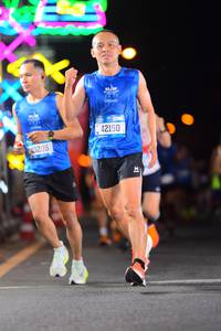 BIB: 40205, 42150
                            <button type="button" onclick="openModal(19917467)" class="btn btn-primary btn-sm float-right btn-popup" data-toggle="modal" data-target=".modal-high-quality">
                        <i class="fas fa-shopping-cart"></i> Add to Cart
                    </button>
                                            <button type="button" onclick="isThisMe(19917467, true)" class="btn btn-success btn-sm float-right btn-popup btn-isme hidden" data-toggle="tooltip" data-placement="bottom" title="นี่คือรูปของคุณใช่ไหม คลิกที่นี่เพื่อเอาเข้าอัลบั้ม">
                        <i class="fas fa-plus"></i> Add to album
                    </button>
                    <button type="button" onclick="isThisMe(19917467, false)" class="btn btn-warning btn-sm float-right btn-popup btn-isnotme hidden">
                        <i class="fas fa-ban"></i> Remove from album
                    </button>