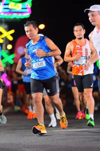 BIB: 42545, 4172
                            <button type="button" onclick="openModal(19918892)" class="btn btn-primary btn-sm float-right btn-popup" data-toggle="modal" data-target=".modal-high-quality">
                        <i class="fas fa-shopping-cart"></i> Add to Cart
                    </button>
                                            <button type="button" onclick="isThisMe(19918892, true)" class="btn btn-success btn-sm float-right btn-popup btn-isme hidden" data-toggle="tooltip" data-placement="bottom" title="นี่คือรูปของคุณใช่ไหม คลิกที่นี่เพื่อเอาเข้าอัลบั้ม">
                        <i class="fas fa-plus"></i> Add to album
                    </button>
                    <button type="button" onclick="isThisMe(19918892, false)" class="btn btn-warning btn-sm float-right btn-popup btn-isnotme hidden">
                        <i class="fas fa-ban"></i> Remove from album
                    </button>