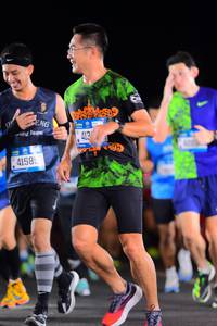 BIB: 41585, 413
                            <button type="button" onclick="openModal(19950594)" class="btn btn-primary btn-sm float-right btn-popup" data-toggle="modal" data-target=".modal-high-quality">
                        <i class="fas fa-shopping-cart"></i> Add to Cart
                    </button>
                                            <button type="button" onclick="isThisMe(19950594, true)" class="btn btn-success btn-sm float-right btn-popup btn-isme hidden" data-toggle="tooltip" data-placement="bottom" title="นี่คือรูปของคุณใช่ไหม คลิกที่นี่เพื่อเอาเข้าอัลบั้ม">
                        <i class="fas fa-plus"></i> Add to album
                    </button>
                    <button type="button" onclick="isThisMe(19950594, false)" class="btn btn-warning btn-sm float-right btn-popup btn-isnotme hidden">
                        <i class="fas fa-ban"></i> Remove from album
                    </button>