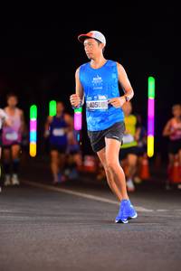 BIB: 40500
                            <button type="button" onclick="openModal(19980894)" class="btn btn-primary btn-sm float-right btn-popup" data-toggle="modal" data-target=".modal-high-quality">
                        <i class="fas fa-shopping-cart"></i> Add to Cart
                    </button>
                                            <button type="button" onclick="isThisMe(19980894, true)" class="btn btn-success btn-sm float-right btn-popup btn-isme hidden" data-toggle="tooltip" data-placement="bottom" title="นี่คือรูปของคุณใช่ไหม คลิกที่นี่เพื่อเอาเข้าอัลบั้ม">
                        <i class="fas fa-plus"></i> Add to album
                    </button>
                    <button type="button" onclick="isThisMe(19980894, false)" class="btn btn-warning btn-sm float-right btn-popup btn-isnotme hidden">
                        <i class="fas fa-ban"></i> Remove from album
                    </button>