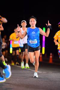 BIB: 9111, 40225
                            <button type="button" onclick="openModal(19955857)" class="btn btn-primary btn-sm float-right btn-popup" data-toggle="modal" data-target=".modal-high-quality">
                        <i class="fas fa-shopping-cart"></i> Add to Cart
                    </button>
                                            <button type="button" onclick="isThisMe(19955857, true)" class="btn btn-success btn-sm float-right btn-popup btn-isme hidden" data-toggle="tooltip" data-placement="bottom" title="นี่คือรูปของคุณใช่ไหม คลิกที่นี่เพื่อเอาเข้าอัลบั้ม">
                        <i class="fas fa-plus"></i> Add to album
                    </button>
                    <button type="button" onclick="isThisMe(19955857, false)" class="btn btn-warning btn-sm float-right btn-popup btn-isnotme hidden">
                        <i class="fas fa-ban"></i> Remove from album
                    </button>