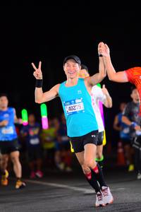 BIB: 40275
                            <button type="button" onclick="openModal(19994621)" class="btn btn-primary btn-sm float-right btn-popup" data-toggle="modal" data-target=".modal-high-quality">
                        <i class="fas fa-shopping-cart"></i> Add to Cart
                    </button>
                                            <button type="button" onclick="isThisMe(19994621, true)" class="btn btn-success btn-sm float-right btn-popup btn-isme hidden" data-toggle="tooltip" data-placement="bottom" title="นี่คือรูปของคุณใช่ไหม คลิกที่นี่เพื่อเอาเข้าอัลบั้ม">
                        <i class="fas fa-plus"></i> Add to album
                    </button>
                    <button type="button" onclick="isThisMe(19994621, false)" class="btn btn-warning btn-sm float-right btn-popup btn-isnotme hidden">
                        <i class="fas fa-ban"></i> Remove from album
                    </button>