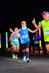 BIB: 40949, 434
                            <button type="button" onclick="openModal(19967613)" class="btn btn-primary btn-sm float-right btn-popup" data-toggle="modal" data-target=".modal-high-quality">
                        <i class="fas fa-shopping-cart"></i> Add to Cart
                    </button>
                                            <button type="button" onclick="isThisMe(19967613, true)" class="btn btn-success btn-sm float-right btn-popup btn-isme hidden" data-toggle="tooltip" data-placement="bottom" title="นี่คือรูปของคุณใช่ไหม คลิกที่นี่เพื่อเอาเข้าอัลบั้ม">
                        <i class="fas fa-plus"></i> Add to album
                    </button>
                    <button type="button" onclick="isThisMe(19967613, false)" class="btn btn-warning btn-sm float-right btn-popup btn-isnotme hidden">
                        <i class="fas fa-ban"></i> Remove from album
                    </button>