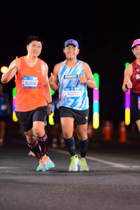 BIB: 43464, 42270
                            <button type="button" onclick="openModal(19978935)" class="btn btn-primary btn-sm float-right btn-popup" data-toggle="modal" data-target=".modal-high-quality">
                        <i class="fas fa-shopping-cart"></i> Add to Cart
                    </button>
                                            <button type="button" onclick="isThisMe(19978935, true)" class="btn btn-success btn-sm float-right btn-popup btn-isme hidden" data-toggle="tooltip" data-placement="bottom" title="นี่คือรูปของคุณใช่ไหม คลิกที่นี่เพื่อเอาเข้าอัลบั้ม">
                        <i class="fas fa-plus"></i> Add to album
                    </button>
                    <button type="button" onclick="isThisMe(19978935, false)" class="btn btn-warning btn-sm float-right btn-popup btn-isnotme hidden">
                        <i class="fas fa-ban"></i> Remove from album
                    </button>