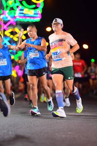 BIB: 0640, 40729, 42472
                            <button type="button" onclick="openModal(19961464)" class="btn btn-primary btn-sm float-right btn-popup" data-toggle="modal" data-target=".modal-high-quality">
                        <i class="fas fa-shopping-cart"></i> Add to Cart
                    </button>
                                            <button type="button" onclick="isThisMe(19961464, true)" class="btn btn-success btn-sm float-right btn-popup btn-isme hidden" data-toggle="tooltip" data-placement="bottom" title="นี่คือรูปของคุณใช่ไหม คลิกที่นี่เพื่อเอาเข้าอัลบั้ม">
                        <i class="fas fa-plus"></i> Add to album
                    </button>
                    <button type="button" onclick="isThisMe(19961464, false)" class="btn btn-warning btn-sm float-right btn-popup btn-isnotme hidden">
                        <i class="fas fa-ban"></i> Remove from album
                    </button>