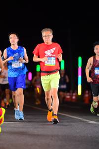 BIB: 418, 91453
                            <button type="button" onclick="openModal(19960840)" class="btn btn-primary btn-sm float-right btn-popup" data-toggle="modal" data-target=".modal-high-quality">
                        <i class="fas fa-shopping-cart"></i> Add to Cart
                    </button>
                                            <button type="button" onclick="isThisMe(19960840, true)" class="btn btn-success btn-sm float-right btn-popup btn-isme hidden" data-toggle="tooltip" data-placement="bottom" title="นี่คือรูปของคุณใช่ไหม คลิกที่นี่เพื่อเอาเข้าอัลบั้ม">
                        <i class="fas fa-plus"></i> Add to album
                    </button>
                    <button type="button" onclick="isThisMe(19960840, false)" class="btn btn-warning btn-sm float-right btn-popup btn-isnotme hidden">
                        <i class="fas fa-ban"></i> Remove from album
                    </button>