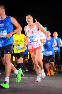 BIB: 12404, 434, 42930
                            <button type="button" onclick="openModal(19985780)" class="btn btn-primary btn-sm float-right btn-popup" data-toggle="modal" data-target=".modal-high-quality">
                        <i class="fas fa-shopping-cart"></i> Add to Cart
                    </button>
                                            <button type="button" onclick="isThisMe(19985780, true)" class="btn btn-success btn-sm float-right btn-popup btn-isme hidden" data-toggle="tooltip" data-placement="bottom" title="นี่คือรูปของคุณใช่ไหม คลิกที่นี่เพื่อเอาเข้าอัลบั้ม">
                        <i class="fas fa-plus"></i> Add to album
                    </button>
                    <button type="button" onclick="isThisMe(19985780, false)" class="btn btn-warning btn-sm float-right btn-popup btn-isnotme hidden">
                        <i class="fas fa-ban"></i> Remove from album
                    </button>