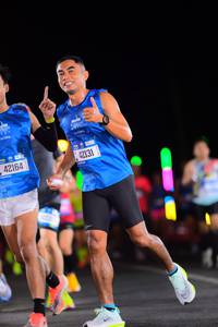 BIB: 171, 42164, 42131
                            <button type="button" onclick="openModal(19991091)" class="btn btn-primary btn-sm float-right btn-popup" data-toggle="modal" data-target=".modal-high-quality">
                        <i class="fas fa-shopping-cart"></i> Add to Cart
                    </button>
                                            <button type="button" onclick="isThisMe(19991091, true)" class="btn btn-success btn-sm float-right btn-popup btn-isme hidden" data-toggle="tooltip" data-placement="bottom" title="นี่คือรูปของคุณใช่ไหม คลิกที่นี่เพื่อเอาเข้าอัลบั้ม">
                        <i class="fas fa-plus"></i> Add to album
                    </button>
                    <button type="button" onclick="isThisMe(19991091, false)" class="btn btn-warning btn-sm float-right btn-popup btn-isnotme hidden">
                        <i class="fas fa-ban"></i> Remove from album
                    </button>