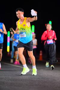 BIB: 42901
                            <button type="button" onclick="openModal(19977756)" class="btn btn-primary btn-sm float-right btn-popup" data-toggle="modal" data-target=".modal-high-quality">
                        <i class="fas fa-shopping-cart"></i> Add to Cart
                    </button>
                                            <button type="button" onclick="isThisMe(19977756, true)" class="btn btn-success btn-sm float-right btn-popup btn-isme hidden" data-toggle="tooltip" data-placement="bottom" title="นี่คือรูปของคุณใช่ไหม คลิกที่นี่เพื่อเอาเข้าอัลบั้ม">
                        <i class="fas fa-plus"></i> Add to album
                    </button>
                    <button type="button" onclick="isThisMe(19977756, false)" class="btn btn-warning btn-sm float-right btn-popup btn-isnotme hidden">
                        <i class="fas fa-ban"></i> Remove from album
                    </button>