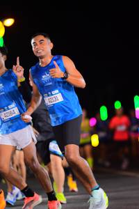 BIB: 42164, 107, 42131
                            <button type="button" onclick="openModal(19991143)" class="btn btn-primary btn-sm float-right btn-popup" data-toggle="modal" data-target=".modal-high-quality">
                        <i class="fas fa-shopping-cart"></i> Add to Cart
                    </button>
                                            <button type="button" onclick="isThisMe(19991143, true)" class="btn btn-success btn-sm float-right btn-popup btn-isme hidden" data-toggle="tooltip" data-placement="bottom" title="นี่คือรูปของคุณใช่ไหม คลิกที่นี่เพื่อเอาเข้าอัลบั้ม">
                        <i class="fas fa-plus"></i> Add to album
                    </button>
                    <button type="button" onclick="isThisMe(19991143, false)" class="btn btn-warning btn-sm float-right btn-popup btn-isnotme hidden">
                        <i class="fas fa-ban"></i> Remove from album
                    </button>