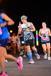 BIB: 42370, 45475
                            <button type="button" onclick="openModal(19964725)" class="btn btn-primary btn-sm float-right btn-popup" data-toggle="modal" data-target=".modal-high-quality">
                        <i class="fas fa-shopping-cart"></i> Add to Cart
                    </button>
                                            <button type="button" onclick="isThisMe(19964725, true)" class="btn btn-success btn-sm float-right btn-popup btn-isme hidden" data-toggle="tooltip" data-placement="bottom" title="นี่คือรูปของคุณใช่ไหม คลิกที่นี่เพื่อเอาเข้าอัลบั้ม">
                        <i class="fas fa-plus"></i> Add to album
                    </button>
                    <button type="button" onclick="isThisMe(19964725, false)" class="btn btn-warning btn-sm float-right btn-popup btn-isnotme hidden">
                        <i class="fas fa-ban"></i> Remove from album
                    </button>