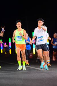 BIB: 40929, 41625
                            <button type="button" onclick="openModal(19970197)" class="btn btn-primary btn-sm float-right btn-popup" data-toggle="modal" data-target=".modal-high-quality">
                        <i class="fas fa-shopping-cart"></i> Add to Cart
                    </button>
                                            <button type="button" onclick="isThisMe(19970197, true)" class="btn btn-success btn-sm float-right btn-popup btn-isme hidden" data-toggle="tooltip" data-placement="bottom" title="นี่คือรูปของคุณใช่ไหม คลิกที่นี่เพื่อเอาเข้าอัลบั้ม">
                        <i class="fas fa-plus"></i> Add to album
                    </button>
                    <button type="button" onclick="isThisMe(19970197, false)" class="btn btn-warning btn-sm float-right btn-popup btn-isnotme hidden">
                        <i class="fas fa-ban"></i> Remove from album
                    </button>