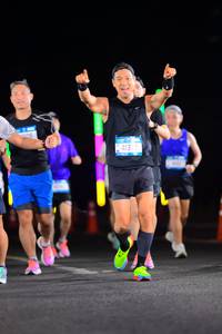 BIB: 413
                            <button type="button" onclick="openModal(20043520)" class="btn btn-primary btn-sm float-right btn-popup" data-toggle="modal" data-target=".modal-high-quality">
                        <i class="fas fa-shopping-cart"></i> Add to Cart
                    </button>
                                            <button type="button" onclick="isThisMe(20043520, true)" class="btn btn-success btn-sm float-right btn-popup btn-isme hidden" data-toggle="tooltip" data-placement="bottom" title="นี่คือรูปของคุณใช่ไหม คลิกที่นี่เพื่อเอาเข้าอัลบั้ม">
                        <i class="fas fa-plus"></i> Add to album
                    </button>
                    <button type="button" onclick="isThisMe(20043520, false)" class="btn btn-warning btn-sm float-right btn-popup btn-isnotme hidden">
                        <i class="fas fa-ban"></i> Remove from album
                    </button>