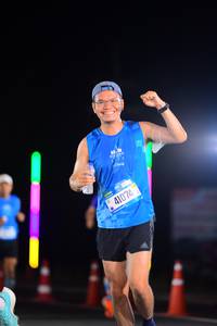 BIB: 0110, 41074
                            <button type="button" onclick="openModal(20024672)" class="btn btn-primary btn-sm float-right btn-popup" data-toggle="modal" data-target=".modal-high-quality">
                        <i class="fas fa-shopping-cart"></i> Add to Cart
                    </button>
                                            <button type="button" onclick="isThisMe(20024672, true)" class="btn btn-success btn-sm float-right btn-popup btn-isme hidden" data-toggle="tooltip" data-placement="bottom" title="นี่คือรูปของคุณใช่ไหม คลิกที่นี่เพื่อเอาเข้าอัลบั้ม">
                        <i class="fas fa-plus"></i> Add to album
                    </button>
                    <button type="button" onclick="isThisMe(20024672, false)" class="btn btn-warning btn-sm float-right btn-popup btn-isnotme hidden">
                        <i class="fas fa-ban"></i> Remove from album
                    </button>