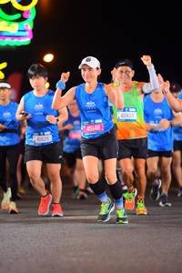 BIB: 41825, 45148, 40924
                            <button type="button" onclick="openModal(20090355)" class="btn btn-primary btn-sm float-right btn-popup" data-toggle="modal" data-target=".modal-high-quality">
                        <i class="fas fa-shopping-cart"></i> Add to Cart
                    </button>
                                            <button type="button" onclick="isThisMe(20090355, true)" class="btn btn-success btn-sm float-right btn-popup btn-isme hidden" data-toggle="tooltip" data-placement="bottom" title="นี่คือรูปของคุณใช่ไหม คลิกที่นี่เพื่อเอาเข้าอัลบั้ม">
                        <i class="fas fa-plus"></i> Add to album
                    </button>
                    <button type="button" onclick="isThisMe(20090355, false)" class="btn btn-warning btn-sm float-right btn-popup btn-isnotme hidden">
                        <i class="fas fa-ban"></i> Remove from album
                    </button>