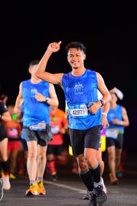 BIB: 359, 42973
                            <button type="button" onclick="openModal(20121750)" class="btn btn-primary btn-sm float-right btn-popup" data-toggle="modal" data-target=".modal-high-quality">
                        <i class="fas fa-shopping-cart"></i> Add to Cart
                    </button>
                                            <button type="button" onclick="isThisMe(20121750, true)" class="btn btn-success btn-sm float-right btn-popup btn-isme hidden" data-toggle="tooltip" data-placement="bottom" title="นี่คือรูปของคุณใช่ไหม คลิกที่นี่เพื่อเอาเข้าอัลบั้ม">
                        <i class="fas fa-plus"></i> Add to album
                    </button>
                    <button type="button" onclick="isThisMe(20121750, false)" class="btn btn-warning btn-sm float-right btn-popup btn-isnotme hidden">
                        <i class="fas fa-ban"></i> Remove from album
                    </button>