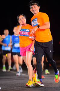 BIB: 45402, 43150
                            <button type="button" onclick="openModal(20119266)" class="btn btn-primary btn-sm float-right btn-popup" data-toggle="modal" data-target=".modal-high-quality">
                        <i class="fas fa-shopping-cart"></i> Add to Cart
                    </button>
                                            <button type="button" onclick="isThisMe(20119266, true)" class="btn btn-success btn-sm float-right btn-popup btn-isme hidden" data-toggle="tooltip" data-placement="bottom" title="นี่คือรูปของคุณใช่ไหม คลิกที่นี่เพื่อเอาเข้าอัลบั้ม">
                        <i class="fas fa-plus"></i> Add to album
                    </button>
                    <button type="button" onclick="isThisMe(20119266, false)" class="btn btn-warning btn-sm float-right btn-popup btn-isnotme hidden">
                        <i class="fas fa-ban"></i> Remove from album
                    </button>