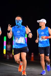 BIB: 6908, 400
                            <button type="button" onclick="openModal(20112768)" class="btn btn-primary btn-sm float-right btn-popup" data-toggle="modal" data-target=".modal-high-quality">
                        <i class="fas fa-shopping-cart"></i> Add to Cart
                    </button>
                                            <button type="button" onclick="isThisMe(20112768, true)" class="btn btn-success btn-sm float-right btn-popup btn-isme hidden" data-toggle="tooltip" data-placement="bottom" title="นี่คือรูปของคุณใช่ไหม คลิกที่นี่เพื่อเอาเข้าอัลบั้ม">
                        <i class="fas fa-plus"></i> Add to album
                    </button>
                    <button type="button" onclick="isThisMe(20112768, false)" class="btn btn-warning btn-sm float-right btn-popup btn-isnotme hidden">
                        <i class="fas fa-ban"></i> Remove from album
                    </button>