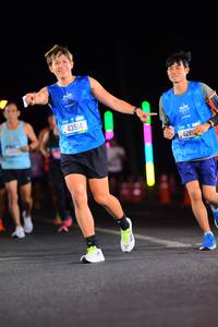 BIB: 097, 43514, 428
                            <button type="button" onclick="openModal(20081809)" class="btn btn-primary btn-sm float-right btn-popup" data-toggle="modal" data-target=".modal-high-quality">
                        <i class="fas fa-shopping-cart"></i> Add to Cart
                    </button>
                                            <button type="button" onclick="isThisMe(20081809, true)" class="btn btn-success btn-sm float-right btn-popup btn-isme hidden" data-toggle="tooltip" data-placement="bottom" title="นี่คือรูปของคุณใช่ไหม คลิกที่นี่เพื่อเอาเข้าอัลบั้ม">
                        <i class="fas fa-plus"></i> Add to album
                    </button>
                    <button type="button" onclick="isThisMe(20081809, false)" class="btn btn-warning btn-sm float-right btn-popup btn-isnotme hidden">
                        <i class="fas fa-ban"></i> Remove from album
                    </button>