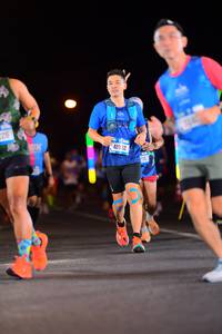 BIB: 261, 922
                            <button type="button" onclick="openModal(20085158)" class="btn btn-primary btn-sm float-right btn-popup" data-toggle="modal" data-target=".modal-high-quality">
                        <i class="fas fa-shopping-cart"></i> Add to Cart
                    </button>
                                            <button type="button" onclick="isThisMe(20085158, true)" class="btn btn-success btn-sm float-right btn-popup btn-isme hidden" data-toggle="tooltip" data-placement="bottom" title="นี่คือรูปของคุณใช่ไหม คลิกที่นี่เพื่อเอาเข้าอัลบั้ม">
                        <i class="fas fa-plus"></i> Add to album
                    </button>
                    <button type="button" onclick="isThisMe(20085158, false)" class="btn btn-warning btn-sm float-right btn-popup btn-isnotme hidden">
                        <i class="fas fa-ban"></i> Remove from album
                    </button>