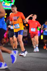 BIB: 40321
                            <button type="button" onclick="openModal(20113238)" class="btn btn-primary btn-sm float-right btn-popup" data-toggle="modal" data-target=".modal-high-quality">
                        <i class="fas fa-shopping-cart"></i> Add to Cart
                    </button>
                                            <button type="button" onclick="isThisMe(20113238, true)" class="btn btn-success btn-sm float-right btn-popup btn-isme hidden" data-toggle="tooltip" data-placement="bottom" title="นี่คือรูปของคุณใช่ไหม คลิกที่นี่เพื่อเอาเข้าอัลบั้ม">
                        <i class="fas fa-plus"></i> Add to album
                    </button>
                    <button type="button" onclick="isThisMe(20113238, false)" class="btn btn-warning btn-sm float-right btn-popup btn-isnotme hidden">
                        <i class="fas fa-ban"></i> Remove from album
                    </button>