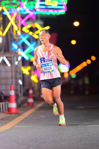 BIB: 40106
                            <button type="button" onclick="openModal(19829332)" class="btn btn-primary btn-sm float-right btn-popup" data-toggle="modal" data-target=".modal-high-quality">
                        <i class="fas fa-shopping-cart"></i> Add to Cart
                    </button>
                                            <button type="button" onclick="isThisMe(19829332, true)" class="btn btn-success btn-sm float-right btn-popup btn-isme hidden" data-toggle="tooltip" data-placement="bottom" title="นี่คือรูปของคุณใช่ไหม คลิกที่นี่เพื่อเอาเข้าอัลบั้ม">
                        <i class="fas fa-plus"></i> Add to album
                    </button>
                    <button type="button" onclick="isThisMe(19829332, false)" class="btn btn-warning btn-sm float-right btn-popup btn-isnotme hidden">
                        <i class="fas fa-ban"></i> Remove from album
                    </button>