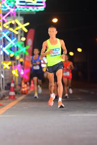 BIB: 40281
                            <button type="button" onclick="openModal(19826744)" class="btn btn-primary btn-sm float-right btn-popup" data-toggle="modal" data-target=".modal-high-quality">
                        <i class="fas fa-shopping-cart"></i> Add to Cart
                    </button>
                                            <button type="button" onclick="isThisMe(19826744, true)" class="btn btn-success btn-sm float-right btn-popup btn-isme hidden" data-toggle="tooltip" data-placement="bottom" title="นี่คือรูปของคุณใช่ไหม คลิกที่นี่เพื่อเอาเข้าอัลบั้ม">
                        <i class="fas fa-plus"></i> Add to album
                    </button>
                    <button type="button" onclick="isThisMe(19826744, false)" class="btn btn-warning btn-sm float-right btn-popup btn-isnotme hidden">
                        <i class="fas fa-ban"></i> Remove from album
                    </button>