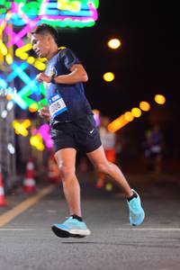 BIB: 900
                            <button type="button" onclick="openModal(19834098)" class="btn btn-primary btn-sm float-right btn-popup" data-toggle="modal" data-target=".modal-high-quality">
                        <i class="fas fa-shopping-cart"></i> Add to Cart
                    </button>
                                            <button type="button" onclick="isThisMe(19834098, true)" class="btn btn-success btn-sm float-right btn-popup btn-isme hidden" data-toggle="tooltip" data-placement="bottom" title="นี่คือรูปของคุณใช่ไหม คลิกที่นี่เพื่อเอาเข้าอัลบั้ม">
                        <i class="fas fa-plus"></i> Add to album
                    </button>
                    <button type="button" onclick="isThisMe(19834098, false)" class="btn btn-warning btn-sm float-right btn-popup btn-isnotme hidden">
                        <i class="fas fa-ban"></i> Remove from album
                    </button>