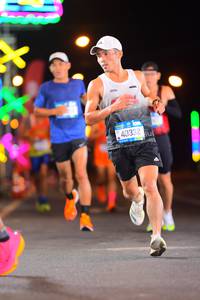 BIB: 40332
                            <button type="button" onclick="openModal(19828547)" class="btn btn-primary btn-sm float-right btn-popup" data-toggle="modal" data-target=".modal-high-quality">
                        <i class="fas fa-shopping-cart"></i> Add to Cart
                    </button>
                                            <button type="button" onclick="isThisMe(19828547, true)" class="btn btn-success btn-sm float-right btn-popup btn-isme hidden" data-toggle="tooltip" data-placement="bottom" title="นี่คือรูปของคุณใช่ไหม คลิกที่นี่เพื่อเอาเข้าอัลบั้ม">
                        <i class="fas fa-plus"></i> Add to album
                    </button>
                    <button type="button" onclick="isThisMe(19828547, false)" class="btn btn-warning btn-sm float-right btn-popup btn-isnotme hidden">
                        <i class="fas fa-ban"></i> Remove from album
                    </button>