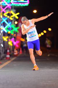 BIB: 40312
                            <button type="button" onclick="openModal(19816500)" class="btn btn-primary btn-sm float-right btn-popup" data-toggle="modal" data-target=".modal-high-quality">
                        <i class="fas fa-shopping-cart"></i> Add to Cart
                    </button>
                                            <button type="button" onclick="isThisMe(19816500, true)" class="btn btn-success btn-sm float-right btn-popup btn-isme hidden" data-toggle="tooltip" data-placement="bottom" title="นี่คือรูปของคุณใช่ไหม คลิกที่นี่เพื่อเอาเข้าอัลบั้ม">
                        <i class="fas fa-plus"></i> Add to album
                    </button>
                    <button type="button" onclick="isThisMe(19816500, false)" class="btn btn-warning btn-sm float-right btn-popup btn-isnotme hidden">
                        <i class="fas fa-ban"></i> Remove from album
                    </button>