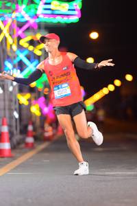 BIB: 40102
                            <button type="button" onclick="openModal(19815539)" class="btn btn-primary btn-sm float-right btn-popup" data-toggle="modal" data-target=".modal-high-quality">
                        <i class="fas fa-shopping-cart"></i> Add to Cart
                    </button>
                                            <button type="button" onclick="isThisMe(19815539, true)" class="btn btn-success btn-sm float-right btn-popup btn-isme hidden" data-toggle="tooltip" data-placement="bottom" title="นี่คือรูปของคุณใช่ไหม คลิกที่นี่เพื่อเอาเข้าอัลบั้ม">
                        <i class="fas fa-plus"></i> Add to album
                    </button>
                    <button type="button" onclick="isThisMe(19815539, false)" class="btn btn-warning btn-sm float-right btn-popup btn-isnotme hidden">
                        <i class="fas fa-ban"></i> Remove from album
                    </button>