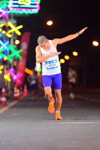 BIB: 210
                            <button type="button" onclick="openModal(19816279)" class="btn btn-primary btn-sm float-right btn-popup" data-toggle="modal" data-target=".modal-high-quality">
                        <i class="fas fa-shopping-cart"></i> Add to Cart
                    </button>
                                            <button type="button" onclick="isThisMe(19816279, true)" class="btn btn-success btn-sm float-right btn-popup btn-isme hidden" data-toggle="tooltip" data-placement="bottom" title="นี่คือรูปของคุณใช่ไหม คลิกที่นี่เพื่อเอาเข้าอัลบั้ม">
                        <i class="fas fa-plus"></i> Add to album
                    </button>
                    <button type="button" onclick="isThisMe(19816279, false)" class="btn btn-warning btn-sm float-right btn-popup btn-isnotme hidden">
                        <i class="fas fa-ban"></i> Remove from album
                    </button>