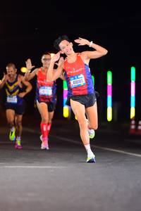 BIB: 40680
                            <button type="button" onclick="openModal(19821293)" class="btn btn-primary btn-sm float-right btn-popup" data-toggle="modal" data-target=".modal-high-quality">
                        <i class="fas fa-shopping-cart"></i> Add to Cart
                    </button>
                                            <button type="button" onclick="isThisMe(19821293, true)" class="btn btn-success btn-sm float-right btn-popup btn-isme hidden" data-toggle="tooltip" data-placement="bottom" title="นี่คือรูปของคุณใช่ไหม คลิกที่นี่เพื่อเอาเข้าอัลบั้ม">
                        <i class="fas fa-plus"></i> Add to album
                    </button>
                    <button type="button" onclick="isThisMe(19821293, false)" class="btn btn-warning btn-sm float-right btn-popup btn-isnotme hidden">
                        <i class="fas fa-ban"></i> Remove from album
                    </button>