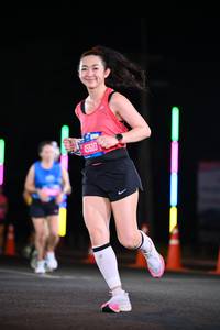 BIB: 0195
                            <button type="button" onclick="openModal(19918682)" class="btn btn-primary btn-sm float-right btn-popup" data-toggle="modal" data-target=".modal-high-quality">
                        <i class="fas fa-shopping-cart"></i> Add to Cart
                    </button>
                                            <button type="button" onclick="isThisMe(19918682, true)" class="btn btn-success btn-sm float-right btn-popup btn-isme hidden" data-toggle="tooltip" data-placement="bottom" title="นี่คือรูปของคุณใช่ไหม คลิกที่นี่เพื่อเอาเข้าอัลบั้ม">
                        <i class="fas fa-plus"></i> Add to album
                    </button>
                    <button type="button" onclick="isThisMe(19918682, false)" class="btn btn-warning btn-sm float-right btn-popup btn-isnotme hidden">
                        <i class="fas fa-ban"></i> Remove from album
                    </button>