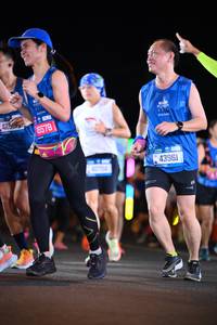 BIB: 4256, 5578, 43961
                            <button type="button" onclick="openModal(19921785)" class="btn btn-primary btn-sm float-right btn-popup" data-toggle="modal" data-target=".modal-high-quality">
                        <i class="fas fa-shopping-cart"></i> Add to Cart
                    </button>
                                            <button type="button" onclick="isThisMe(19921785, true)" class="btn btn-success btn-sm float-right btn-popup btn-isme hidden" data-toggle="tooltip" data-placement="bottom" title="นี่คือรูปของคุณใช่ไหม คลิกที่นี่เพื่อเอาเข้าอัลบั้ม">
                        <i class="fas fa-plus"></i> Add to album
                    </button>
                    <button type="button" onclick="isThisMe(19921785, false)" class="btn btn-warning btn-sm float-right btn-popup btn-isnotme hidden">
                        <i class="fas fa-ban"></i> Remove from album
                    </button>