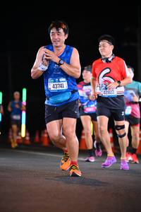 BIB: 43741, 42922
                            <button type="button" onclick="openModal(19928945)" class="btn btn-primary btn-sm float-right btn-popup" data-toggle="modal" data-target=".modal-high-quality">
                        <i class="fas fa-shopping-cart"></i> Add to Cart
                    </button>
                                            <button type="button" onclick="isThisMe(19928945, true)" class="btn btn-success btn-sm float-right btn-popup btn-isme hidden" data-toggle="tooltip" data-placement="bottom" title="นี่คือรูปของคุณใช่ไหม คลิกที่นี่เพื่อเอาเข้าอัลบั้ม">
                        <i class="fas fa-plus"></i> Add to album
                    </button>
                    <button type="button" onclick="isThisMe(19928945, false)" class="btn btn-warning btn-sm float-right btn-popup btn-isnotme hidden">
                        <i class="fas fa-ban"></i> Remove from album
                    </button>