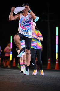 BIB: 41550
                            <button type="button" onclick="openModal(19936666)" class="btn btn-primary btn-sm float-right btn-popup" data-toggle="modal" data-target=".modal-high-quality">
                        <i class="fas fa-shopping-cart"></i> Add to Cart
                    </button>
                                            <button type="button" onclick="isThisMe(19936666, true)" class="btn btn-success btn-sm float-right btn-popup btn-isme hidden" data-toggle="tooltip" data-placement="bottom" title="นี่คือรูปของคุณใช่ไหม คลิกที่นี่เพื่อเอาเข้าอัลบั้ม">
                        <i class="fas fa-plus"></i> Add to album
                    </button>
                    <button type="button" onclick="isThisMe(19936666, false)" class="btn btn-warning btn-sm float-right btn-popup btn-isnotme hidden">
                        <i class="fas fa-ban"></i> Remove from album
                    </button>