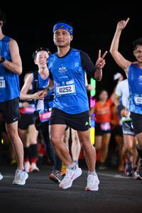 BIB: 41252, 425
                            <button type="button" onclick="openModal(19953016)" class="btn btn-primary btn-sm float-right btn-popup" data-toggle="modal" data-target=".modal-high-quality">
                        <i class="fas fa-shopping-cart"></i> Add to Cart
                    </button>
                                            <button type="button" onclick="isThisMe(19953016, true)" class="btn btn-success btn-sm float-right btn-popup btn-isme hidden" data-toggle="tooltip" data-placement="bottom" title="นี่คือรูปของคุณใช่ไหม คลิกที่นี่เพื่อเอาเข้าอัลบั้ม">
                        <i class="fas fa-plus"></i> Add to album
                    </button>
                    <button type="button" onclick="isThisMe(19953016, false)" class="btn btn-warning btn-sm float-right btn-popup btn-isnotme hidden">
                        <i class="fas fa-ban"></i> Remove from album
                    </button>