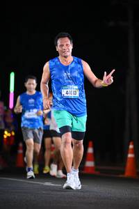 BIB: 44013
                            <button type="button" onclick="openModal(19920711)" class="btn btn-primary btn-sm float-right btn-popup" data-toggle="modal" data-target=".modal-high-quality">
                        <i class="fas fa-shopping-cart"></i> Add to Cart
                    </button>
                                            <button type="button" onclick="isThisMe(19920711, true)" class="btn btn-success btn-sm float-right btn-popup btn-isme hidden" data-toggle="tooltip" data-placement="bottom" title="นี่คือรูปของคุณใช่ไหม คลิกที่นี่เพื่อเอาเข้าอัลบั้ม">
                        <i class="fas fa-plus"></i> Add to album
                    </button>
                    <button type="button" onclick="isThisMe(19920711, false)" class="btn btn-warning btn-sm float-right btn-popup btn-isnotme hidden">
                        <i class="fas fa-ban"></i> Remove from album
                    </button>