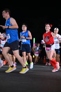 BIB: 126, 77462
                            <button type="button" onclick="openModal(19939062)" class="btn btn-primary btn-sm float-right btn-popup" data-toggle="modal" data-target=".modal-high-quality">
                        <i class="fas fa-shopping-cart"></i> Add to Cart
                    </button>
                                            <button type="button" onclick="isThisMe(19939062, true)" class="btn btn-success btn-sm float-right btn-popup btn-isme hidden" data-toggle="tooltip" data-placement="bottom" title="นี่คือรูปของคุณใช่ไหม คลิกที่นี่เพื่อเอาเข้าอัลบั้ม">
                        <i class="fas fa-plus"></i> Add to album
                    </button>
                    <button type="button" onclick="isThisMe(19939062, false)" class="btn btn-warning btn-sm float-right btn-popup btn-isnotme hidden">
                        <i class="fas fa-ban"></i> Remove from album
                    </button>