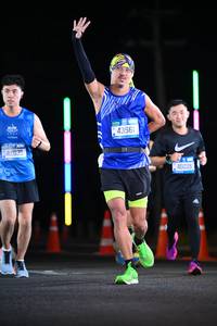 BIB: 42039, 43561, 40226
                            <button type="button" onclick="openModal(19901012)" class="btn btn-primary btn-sm float-right btn-popup" data-toggle="modal" data-target=".modal-high-quality">
                        <i class="fas fa-shopping-cart"></i> Add to Cart
                    </button>
                                            <button type="button" onclick="isThisMe(19901012, true)" class="btn btn-success btn-sm float-right btn-popup btn-isme hidden" data-toggle="tooltip" data-placement="bottom" title="นี่คือรูปของคุณใช่ไหม คลิกที่นี่เพื่อเอาเข้าอัลบั้ม">
                        <i class="fas fa-plus"></i> Add to album
                    </button>
                    <button type="button" onclick="isThisMe(19901012, false)" class="btn btn-warning btn-sm float-right btn-popup btn-isnotme hidden">
                        <i class="fas fa-ban"></i> Remove from album
                    </button>