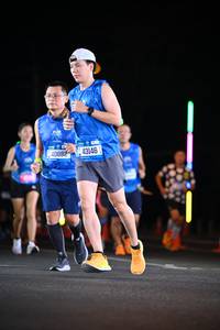 BIB: 40882, 43146, 201
                            <button type="button" onclick="openModal(19929162)" class="btn btn-primary btn-sm float-right btn-popup" data-toggle="modal" data-target=".modal-high-quality">
                        <i class="fas fa-shopping-cart"></i> Add to Cart
                    </button>
                                            <button type="button" onclick="isThisMe(19929162, true)" class="btn btn-success btn-sm float-right btn-popup btn-isme hidden" data-toggle="tooltip" data-placement="bottom" title="นี่คือรูปของคุณใช่ไหม คลิกที่นี่เพื่อเอาเข้าอัลบั้ม">
                        <i class="fas fa-plus"></i> Add to album
                    </button>
                    <button type="button" onclick="isThisMe(19929162, false)" class="btn btn-warning btn-sm float-right btn-popup btn-isnotme hidden">
                        <i class="fas fa-ban"></i> Remove from album
                    </button>