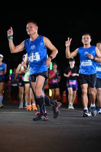 BIB: 442, 40683
                            <button type="button" onclick="openModal(19947437)" class="btn btn-primary btn-sm float-right btn-popup" data-toggle="modal" data-target=".modal-high-quality">
                        <i class="fas fa-shopping-cart"></i> Add to Cart
                    </button>
                                            <button type="button" onclick="isThisMe(19947437, true)" class="btn btn-success btn-sm float-right btn-popup btn-isme hidden" data-toggle="tooltip" data-placement="bottom" title="นี่คือรูปของคุณใช่ไหม คลิกที่นี่เพื่อเอาเข้าอัลบั้ม">
                        <i class="fas fa-plus"></i> Add to album
                    </button>
                    <button type="button" onclick="isThisMe(19947437, false)" class="btn btn-warning btn-sm float-right btn-popup btn-isnotme hidden">
                        <i class="fas fa-ban"></i> Remove from album
                    </button>