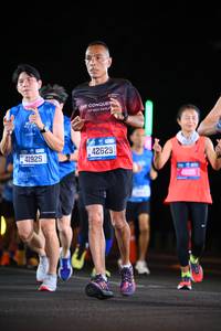 BIB: 41925, 42629, 45115
                            <button type="button" onclick="openModal(19927191)" class="btn btn-primary btn-sm float-right btn-popup" data-toggle="modal" data-target=".modal-high-quality">
                        <i class="fas fa-shopping-cart"></i> Add to Cart
                    </button>
                                            <button type="button" onclick="isThisMe(19927191, true)" class="btn btn-success btn-sm float-right btn-popup btn-isme hidden" data-toggle="tooltip" data-placement="bottom" title="นี่คือรูปของคุณใช่ไหม คลิกที่นี่เพื่อเอาเข้าอัลบั้ม">
                        <i class="fas fa-plus"></i> Add to album
                    </button>
                    <button type="button" onclick="isThisMe(19927191, false)" class="btn btn-warning btn-sm float-right btn-popup btn-isnotme hidden">
                        <i class="fas fa-ban"></i> Remove from album
                    </button>