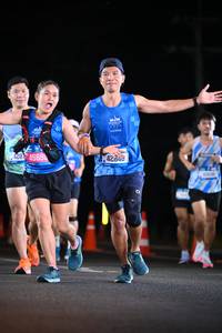 BIB: 428, 45695, 3706, 42848
                            <button type="button" onclick="openModal(19921795)" class="btn btn-primary btn-sm float-right btn-popup" data-toggle="modal" data-target=".modal-high-quality">
                        <i class="fas fa-shopping-cart"></i> Add to Cart
                    </button>
                                            <button type="button" onclick="isThisMe(19921795, true)" class="btn btn-success btn-sm float-right btn-popup btn-isme hidden" data-toggle="tooltip" data-placement="bottom" title="นี่คือรูปของคุณใช่ไหม คลิกที่นี่เพื่อเอาเข้าอัลบั้ม">
                        <i class="fas fa-plus"></i> Add to album
                    </button>
                    <button type="button" onclick="isThisMe(19921795, false)" class="btn btn-warning btn-sm float-right btn-popup btn-isnotme hidden">
                        <i class="fas fa-ban"></i> Remove from album
                    </button>