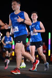 BIB: 101
                            <button type="button" onclick="openModal(19946441)" class="btn btn-primary btn-sm float-right btn-popup" data-toggle="modal" data-target=".modal-high-quality">
                        <i class="fas fa-shopping-cart"></i> Add to Cart
                    </button>
                                            <button type="button" onclick="isThisMe(19946441, true)" class="btn btn-success btn-sm float-right btn-popup btn-isme hidden" data-toggle="tooltip" data-placement="bottom" title="นี่คือรูปของคุณใช่ไหม คลิกที่นี่เพื่อเอาเข้าอัลบั้ม">
                        <i class="fas fa-plus"></i> Add to album
                    </button>
                    <button type="button" onclick="isThisMe(19946441, false)" class="btn btn-warning btn-sm float-right btn-popup btn-isnotme hidden">
                        <i class="fas fa-ban"></i> Remove from album
                    </button>